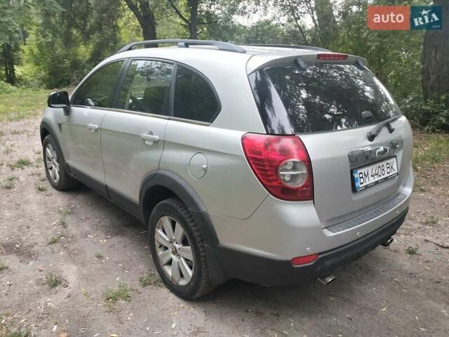 Серый Шевроле Каптива, объемом двигателя 2.4 л и пробегом 238 тыс. км за 6800 $, фото 4 на Automoto.ua