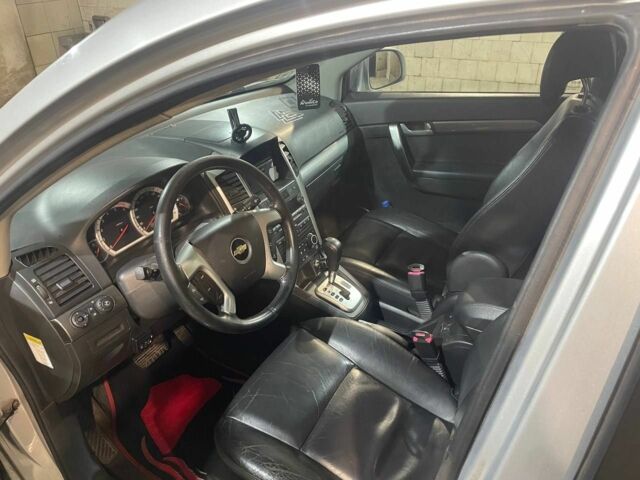 Шевроле Каптіва 2007 у Недригайлове на Automoto.ua Сірий Шевроле Каптіва, об'ємом двигуна 2 л та пробігом 250 тис. км за 3449 $, фото 9 на Automoto.ua