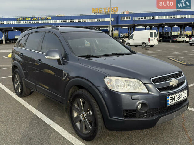 Шевроле Каптива 2007 в Киеве на Automoto.ua Серый Шевроле Каптива, объемом двигателя 1.99 л и пробегом 248 тыс. км за 7500 $, фото 2 на Automoto.ua