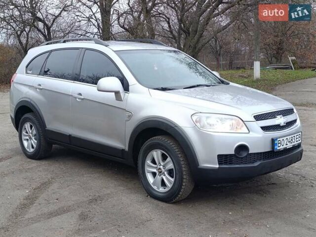 Серый Шевроле Каптива, объемом двигателя 2.4 л и пробегом 240 тыс. км за 6800 $, фото 7 на Automoto.ua