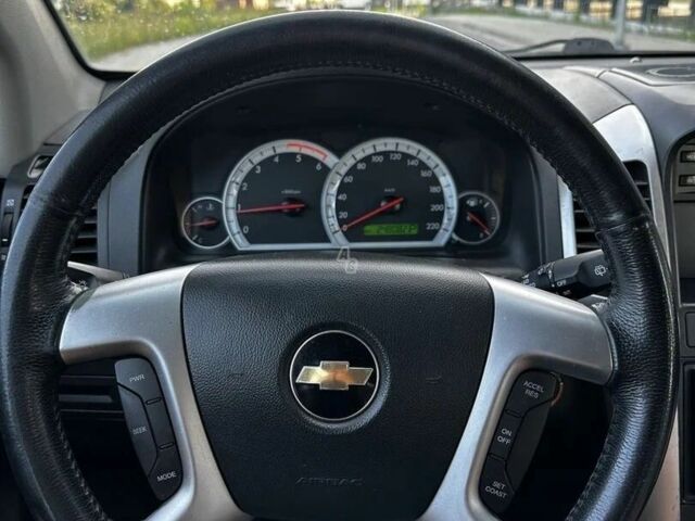 Шевроле Каптіва 2007 у Сумах на Automoto.ua Сірий Шевроле Каптіва, об'ємом двигуна 2 л та пробігом 254 тис. км за 5600 $, фото 4 на Automoto.ua