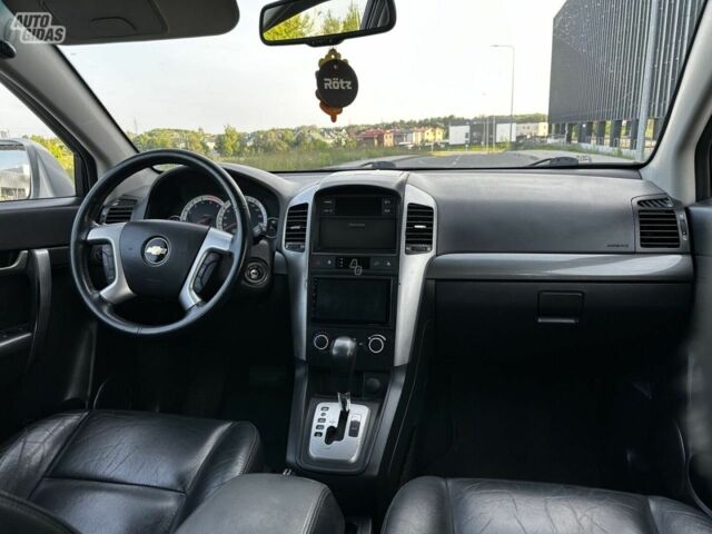 Шевроле Каптіва 2007 у Сумах на Automoto.ua Сірий Шевроле Каптіва, об'ємом двигуна 2 л та пробігом 254 тис. км за 5600 $, фото 7 на Automoto.ua