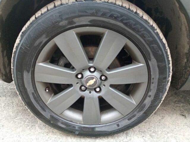 Серый Шевроле Каптива, объемом двигателя 2 л и пробегом 315 тыс. км за 7600 $, фото 11 на Automoto.ua