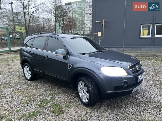 Серый Шевроле Каптива, объемом двигателя 3.2 л и пробегом 270 тыс. км за 8500 $, фото 6 на Automoto.ua