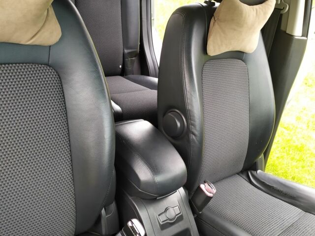 Сірий Шевроле Каптіва, об'ємом двигуна 2 л та пробігом 310 тис. км за 6700 $, фото 14 на Automoto.ua