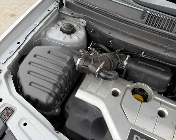 Серый Шевроле Каптива, объемом двигателя 2.4 л и пробегом 281 тыс. км за 7200 $, фото 30 на Automoto.ua