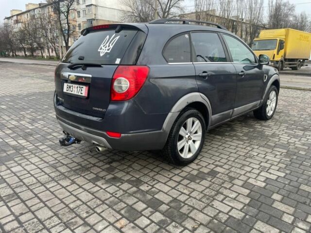 Серый Шевроле Каптива, объемом двигателя 0 л и пробегом 300 тыс. км за 4800 $, фото 3 на Automoto.ua
