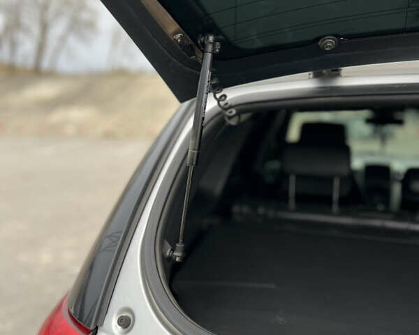 Серый Шевроле Каптива, объемом двигателя 2.4 л и пробегом 188 тыс. км за 8760 $, фото 13 на Automoto.ua