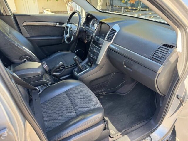 Шевроле Каптіва 2007 у Одесі на Automoto.ua Сірий Шевроле Каптіва, об'ємом двигуна 2 л та пробігом 200 тис. км за 4900 $, фото 19 на Automoto.ua