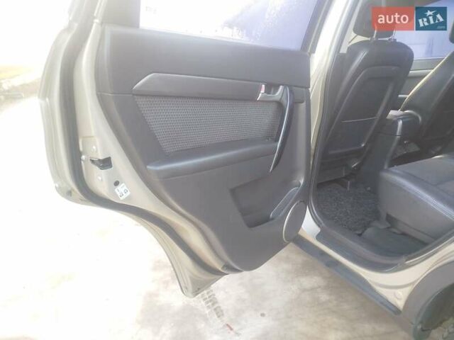 Серый Шевроле Каптива, объемом двигателя 2.41 л и пробегом 204 тыс. км за 6500 $, фото 13 на Automoto.ua