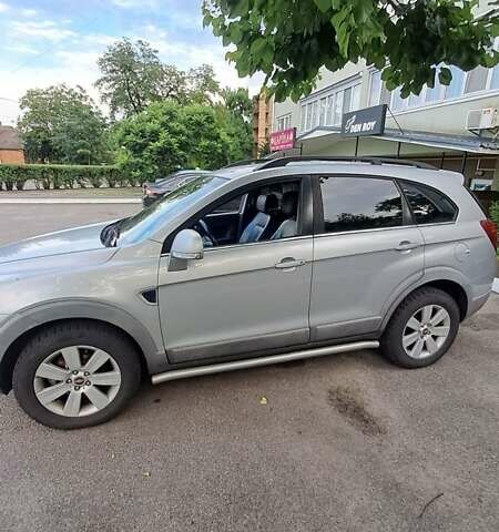 Серый Шевроле Каптива, объемом двигателя 2.4 л и пробегом 495 тыс. км за 6500 $, фото 7 на Automoto.ua