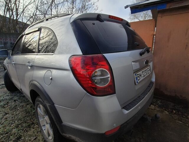Серый Шевроле Каптива, объемом двигателя 2.4 л и пробегом 175 тыс. км за 7700 $, фото 4 на Automoto.ua