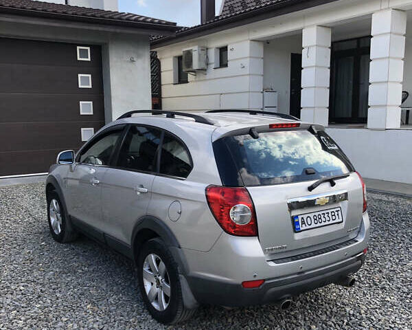Шевроле Каптива 2008 в Виноградове на Automoto.ua Серый Шевроле Каптива, объемом двигателя 2.41 л и пробегом 300 тыс. км за 7100 $, фото 1 на Automoto.ua