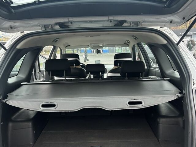 Сірий Шевроле Каптіва, об'ємом двигуна 2 л та пробігом 250 тис. км за 7800 $, фото 6 на Automoto.ua