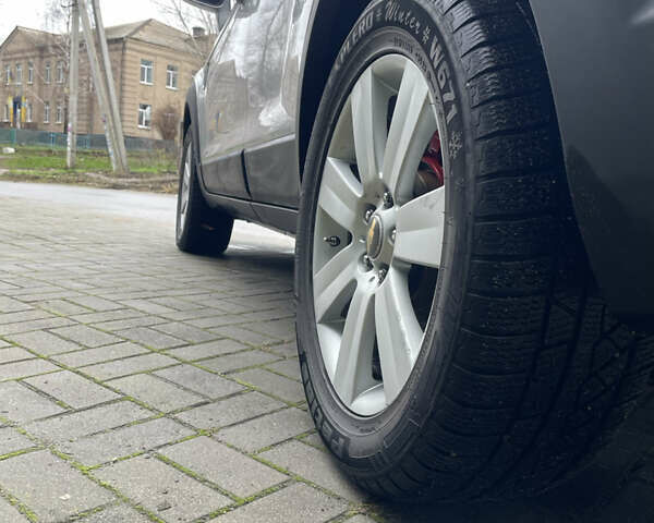 Серый Шевроле Каптива, объемом двигателя 2 л и пробегом 230 тыс. км за 8200 $, фото 11 на Automoto.ua