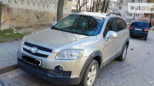 Серый Шевроле Каптива, объемом двигателя 1.99 л и пробегом 240 тыс. км за 7950 $, фото 23 на Automoto.ua