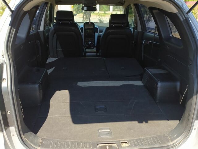 Серый Шевроле Каптива, объемом двигателя 3.2 л и пробегом 223 тыс. км за 8000 $, фото 7 на Automoto.ua