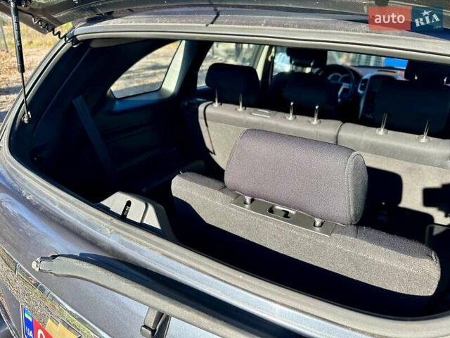 Серый Шевроле Каптива, объемом двигателя 2.4 л и пробегом 195 тыс. км за 7999 $, фото 19 на Automoto.ua
