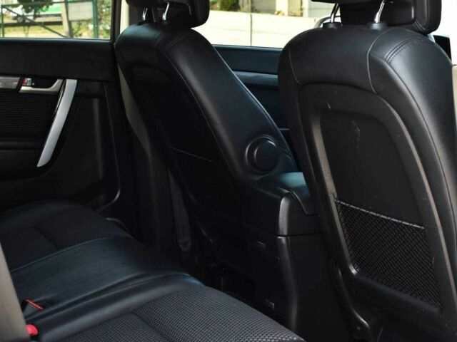 Сірий Шевроле Каптіва, об'ємом двигуна 2.4 л та пробігом 289 тис. км за 7550 $, фото 18 на Automoto.ua