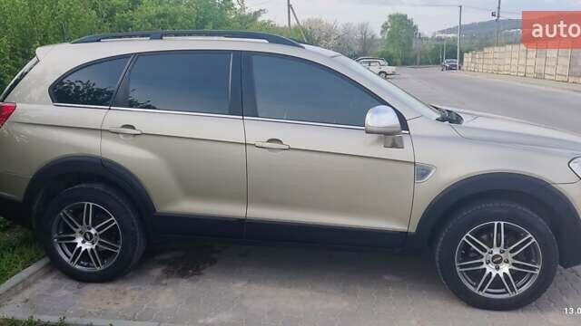 Серый Шевроле Каптива, объемом двигателя 1.99 л и пробегом 240 тыс. км за 7950 $, фото 14 на Automoto.ua