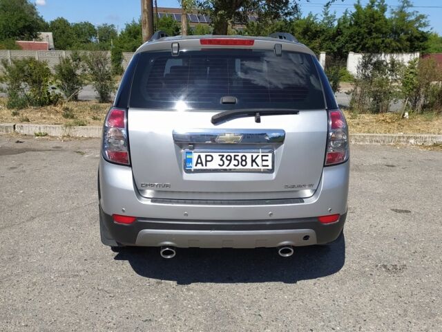 Серый Шевроле Каптива, объемом двигателя 3.2 л и пробегом 223 тыс. км за 8000 $, фото 1 на Automoto.ua