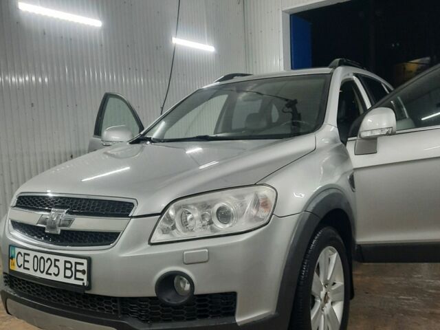 Серый Шевроле Каптива, объемом двигателя 3.2 л и пробегом 172 тыс. км за 8650 $, фото 3 на Automoto.ua