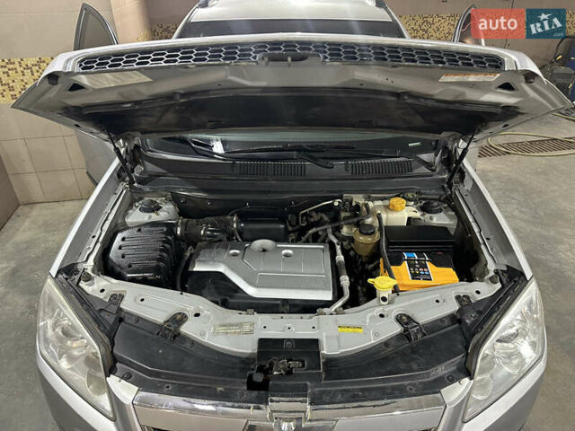 Серый Шевроле Каптива, объемом двигателя 2.4 л и пробегом 240 тыс. км за 4999 $, фото 33 на Automoto.ua