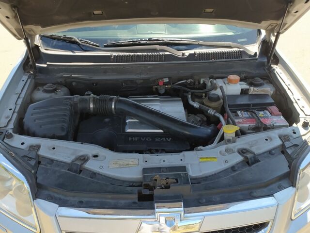 Серый Шевроле Каптива, объемом двигателя 3.2 л и пробегом 223 тыс. км за 8000 $, фото 10 на Automoto.ua