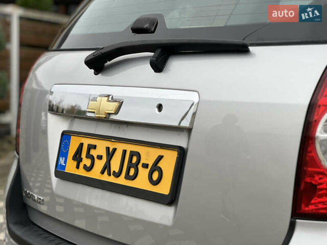 Серый Шевроле Каптива, объемом двигателя 2.4 л и пробегом 202 тыс. км за 7700 $, фото 55 на Automoto.ua