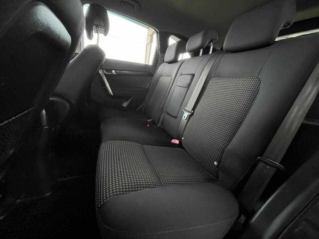 Серый Шевроле Каптива, объемом двигателя 2 л и пробегом 218 тыс. км за 8699 $, фото 5 на Automoto.ua