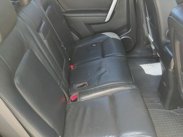 Серый Шевроле Каптива, объемом двигателя 3.2 л и пробегом 223 тыс. км за 8000 $, фото 5 на Automoto.ua