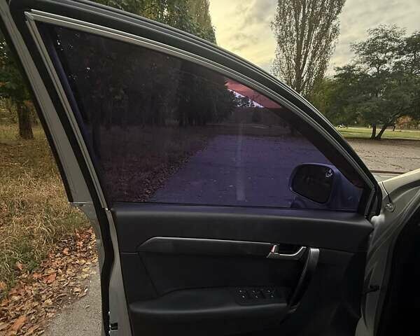 Серый Шевроле Каптива, объемом двигателя 2.41 л и пробегом 198 тыс. км за 7000 $, фото 8 на Automoto.ua