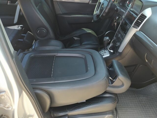 Серый Шевроле Каптива, объемом двигателя 3.2 л и пробегом 223 тыс. км за 8000 $, фото 9 на Automoto.ua