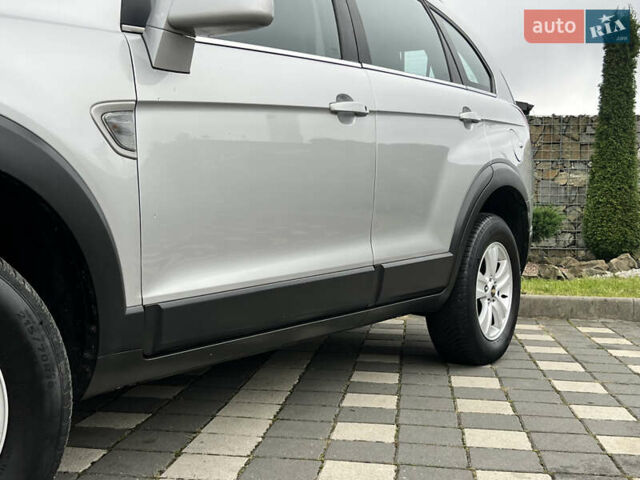 Серый Шевроле Каптива, объемом двигателя 2.4 л и пробегом 202 тыс. км за 7700 $, фото 15 на Automoto.ua