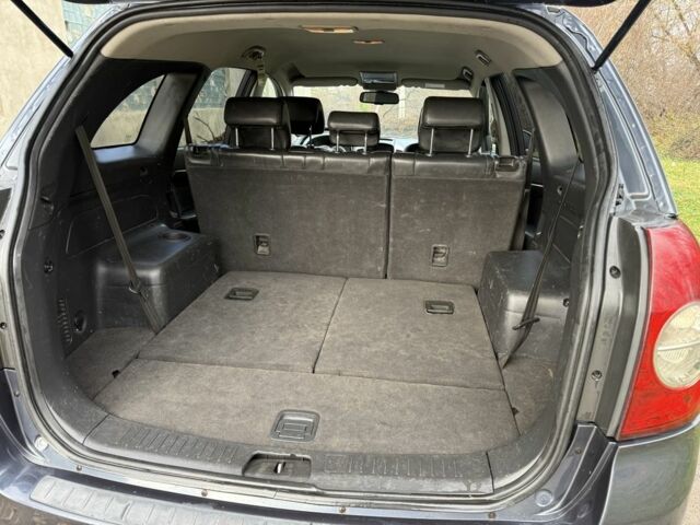 Сірий Шевроле Каптіва, об'ємом двигуна 2 л та пробігом 211 тис. км за 2200 $, фото 4 на Automoto.ua