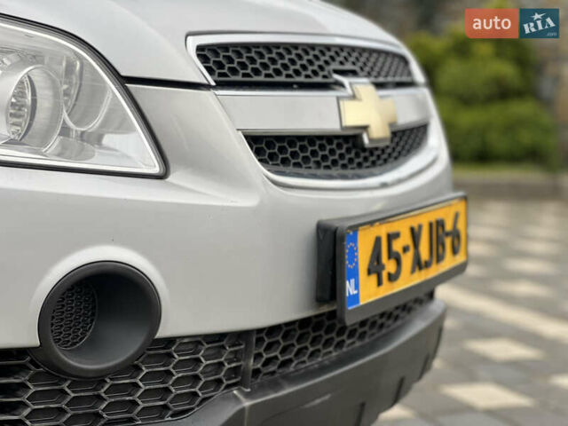 Серый Шевроле Каптива, объемом двигателя 2.4 л и пробегом 202 тыс. км за 7700 $, фото 28 на Automoto.ua
