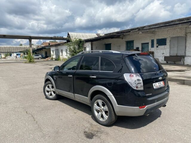 Серый Шевроле Каптива, объемом двигателя 2 л и пробегом 238 тыс. км за 3999 $, фото 1 на Automoto.ua