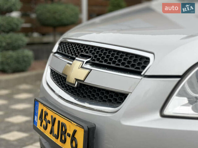 Серый Шевроле Каптива, объемом двигателя 2.4 л и пробегом 202 тыс. км за 7700 $, фото 12 на Automoto.ua