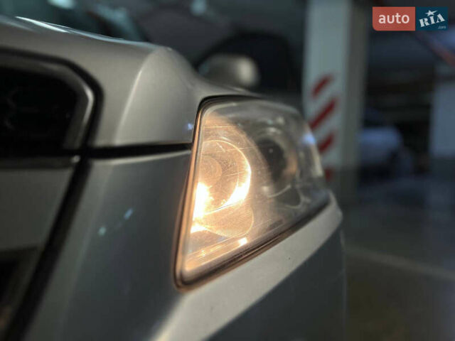 Серый Шевроле Каптива, объемом двигателя 2.4 л и пробегом 240 тыс. км за 4999 $, фото 17 на Automoto.ua