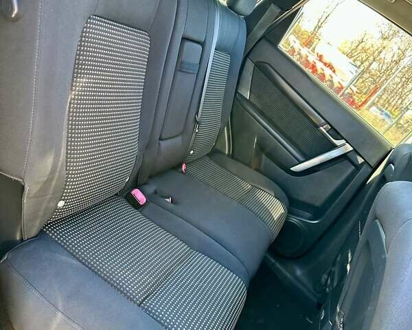 Серый Шевроле Каптива, объемом двигателя 2.4 л и пробегом 195 тыс. км за 7999 $, фото 24 на Automoto.ua