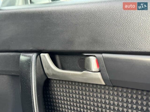 Серый Шевроле Каптива, объемом двигателя 2.41 л и пробегом 209 тыс. км за 6999 $, фото 54 на Automoto.ua