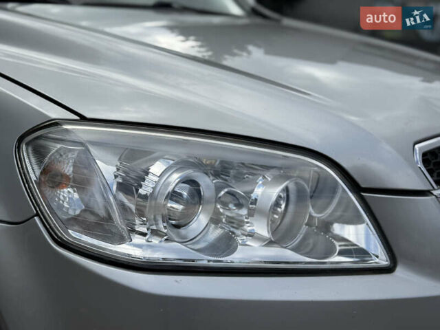 Шевроле Каптива 2009 в Ровно на Automoto.ua Серый Шевроле Каптива, объемом двигателя 2.4 л и пробегом 209 тыс. км за 6999 $, фото 22 на Automoto.ua