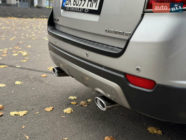Шевроле Каптива 2009 в Ровно на Automoto.ua Серый Шевроле Каптива, объемом двигателя 2.4 л и пробегом 209 тыс. км за 6999 $, фото 33 на Automoto.ua