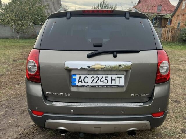 Серый Шевроле Каптива, объемом двигателя 2 л и пробегом 2 тыс. км за 5200 $, фото 9 на Automoto.ua