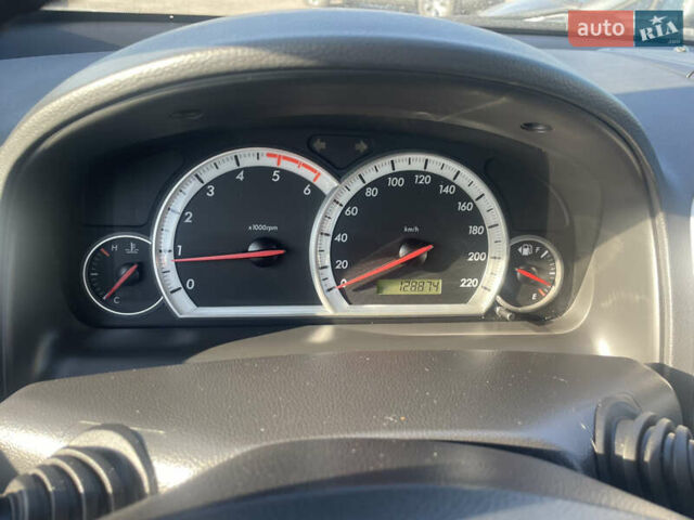 Сірий Шевроле Каптіва, об'ємом двигуна 2 л та пробігом 128 тис. км за 10650 $, фото 38 на Automoto.ua