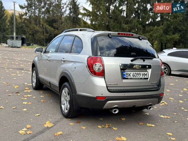 Шевроле Каптива 2009 в Ровно на Automoto.ua Серый Шевроле Каптива, объемом двигателя 2.4 л и пробегом 209 тыс. км за 6999 $, фото 11 на Automoto.ua