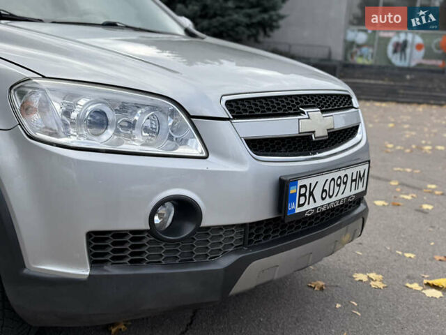 Шевроле Каптива 2009 в Ровно на Automoto.ua Серый Шевроле Каптива, объемом двигателя 2.4 л и пробегом 209 тыс. км за 6999 $, фото 21 на Automoto.ua