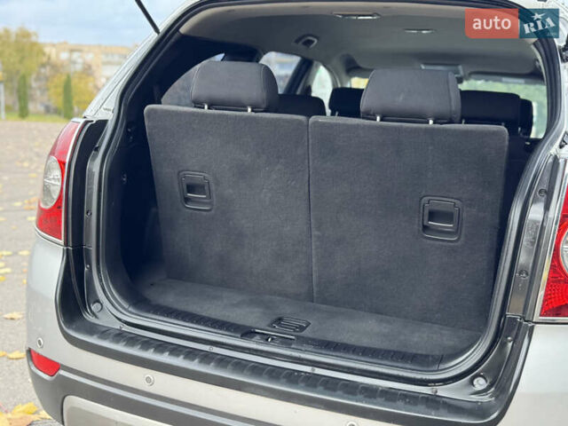 Серый Шевроле Каптива, объемом двигателя 2.41 л и пробегом 209 тыс. км за 6999 $, фото 37 на Automoto.ua