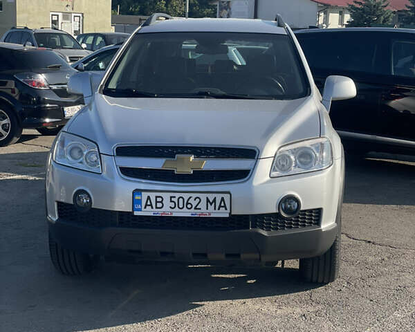 Сірий Шевроле Каптіва, об'ємом двигуна 2 л та пробігом 128 тис. км за 10650 $, фото 13 на Automoto.ua