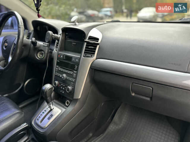 Шевроле Каптива 2010 в Каменце-Подольском на Automoto.ua Серый Шевроле Каптива, объемом двигателя 2.41 л и пробегом 181 тыс. км за 9450 $, фото 72 на Automoto.ua